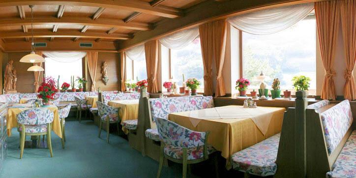 Pension Weinberg リフィアーノ エクステリア 写真